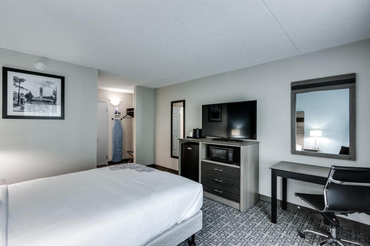 Days Inn & Suites By Wyndham Spokane Exteriör bild