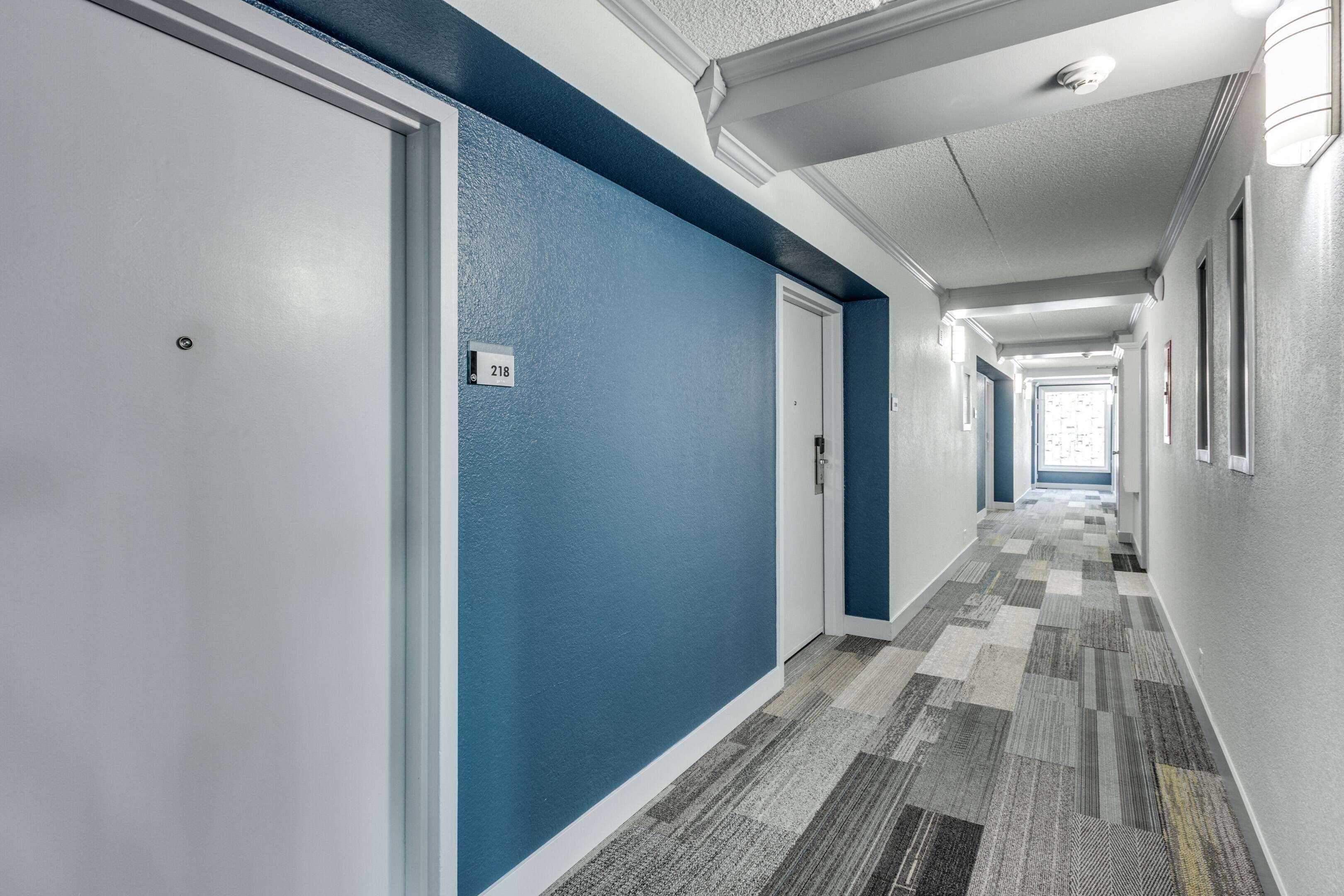 Days Inn & Suites By Wyndham Spokane Exteriör bild
